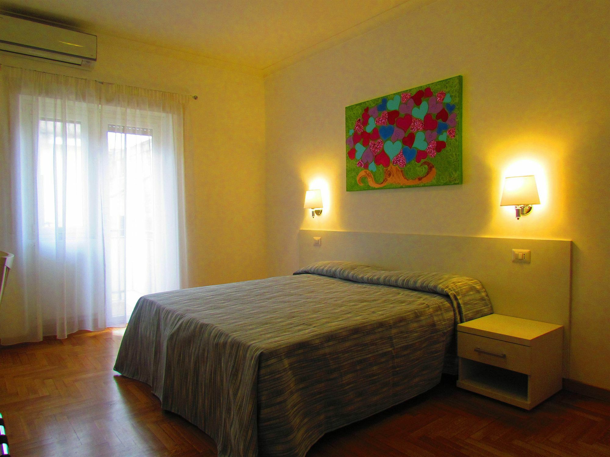Buonarroti 3* Roma
